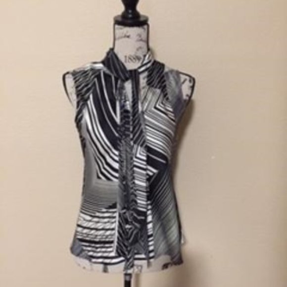 Kasper Tops - Kasper Black/White Geometrical Design Top MP